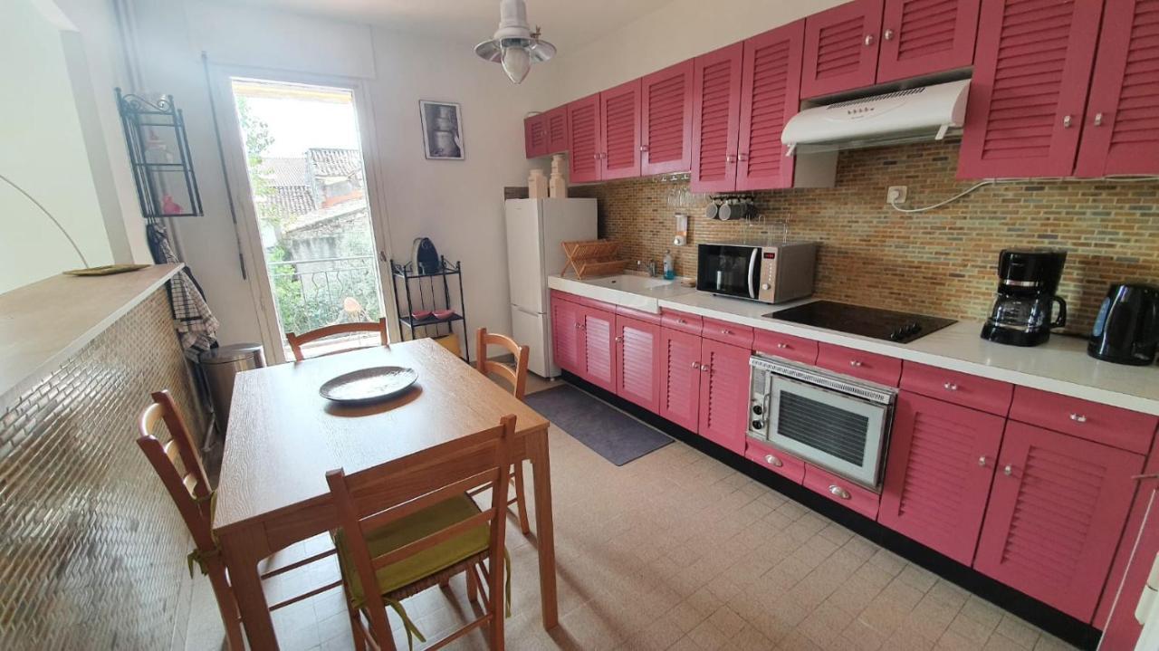 Lovely Suite Nimes Romaine Bagian luar foto
